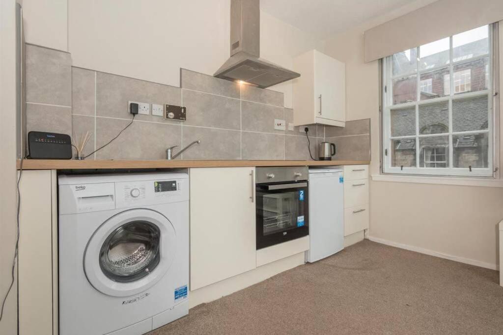One Bedroom Websters Land Flat - Grassmarket EDI Exterior photo