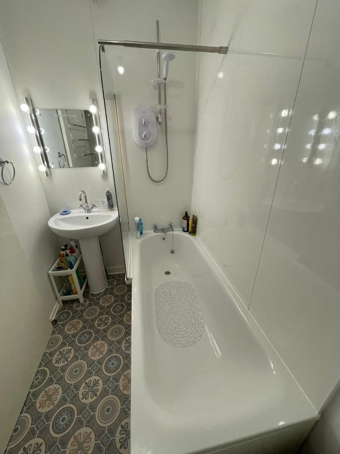 One Bedroom Websters Land Flat - Grassmarket EDI Exterior photo